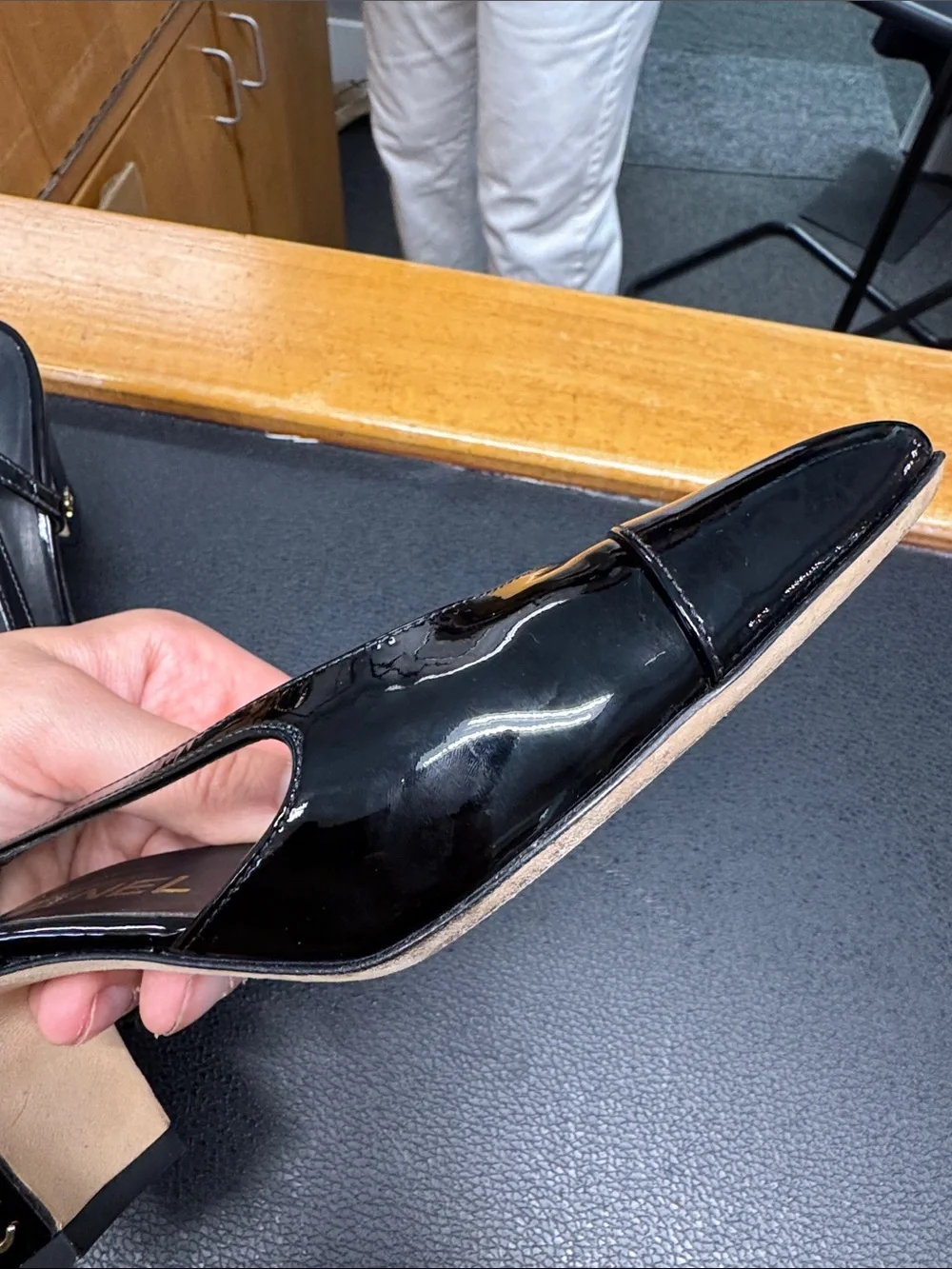 CHANEL sleek slingback